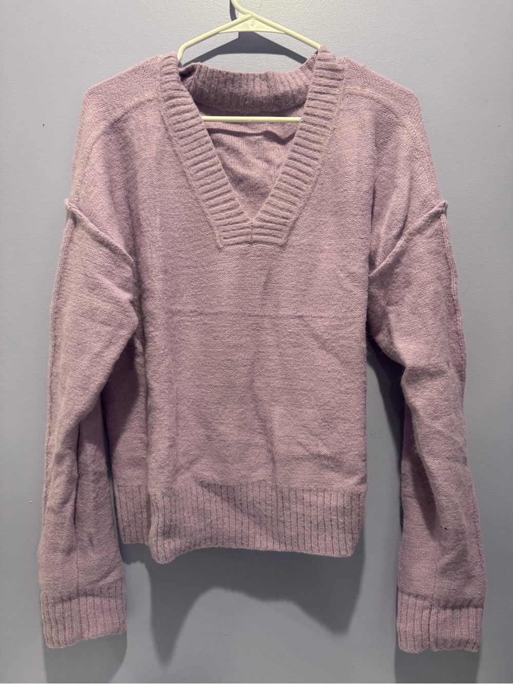 Soft V-Neck Women's Sweater in Dusty Mauve